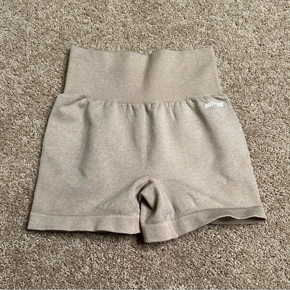 Bo + Tee Seamless Biker Shorts‎